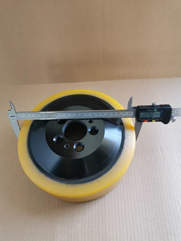 
Полиуретановое колесо vulkollan 230 75 мм для crown jungheinrich hyster linde bt toyota yale 