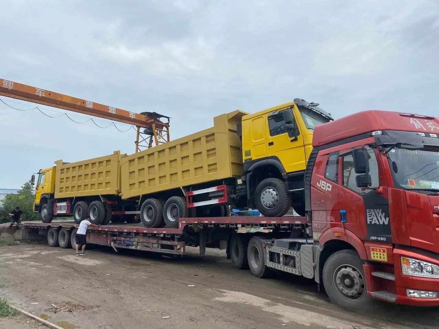 Dongfeng China Dump Trucks 10 Wheels Heavy Duty 40 Ton Tipper Dump ...