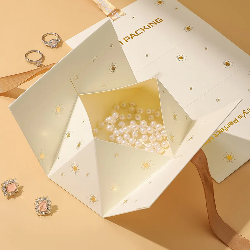 A1 New Style Triangular Paper Boutique Gift Paper Bag With Ribbon  Party Wedding Candy Favor Gift Bag details