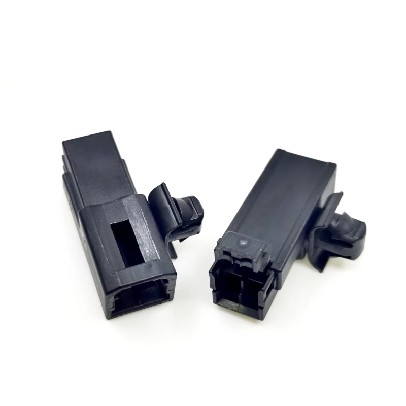 Original Multilock Connector TE 178602-2 AMP 2 Pin Black Panel Mount Male Housing