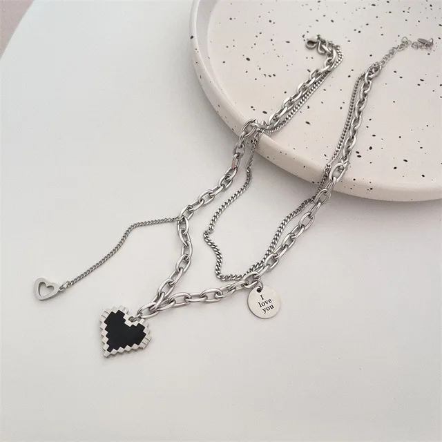 Hot Sale Factory Titanium Black Mosaic Love-pixel Heart Necklace