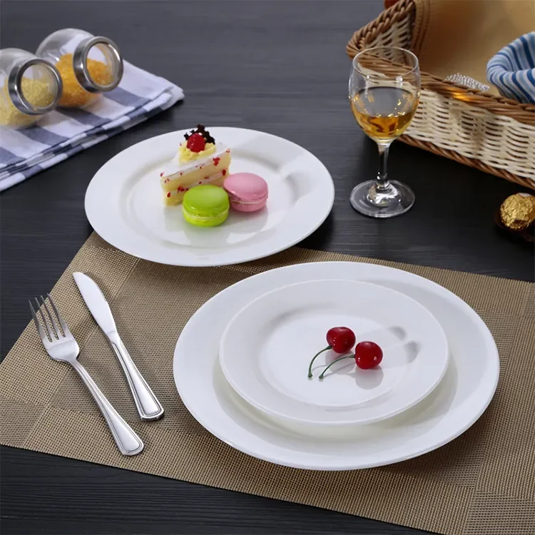 Wholesale Cheap Bulk Simple Round Porcelain White Flat Dinnerware