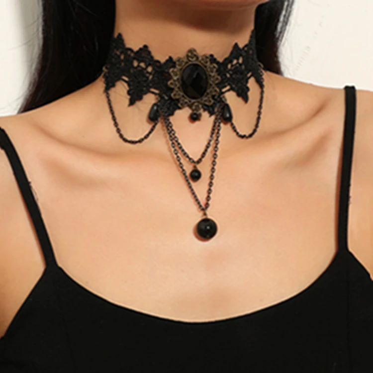 choker necklace for short neck