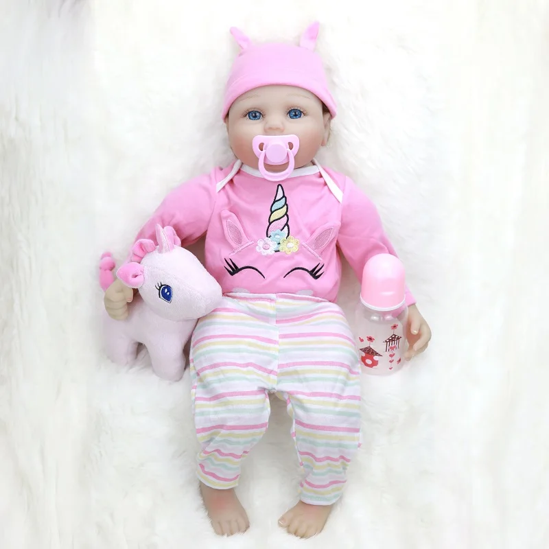 Фабрика изготовленный на заказ Высокое качество Популярные 22 дюймов винил реалистичные куклы Мягкие хлопковые средства ухода за кожей Reborn Baby куклы игрушка набор для девочек