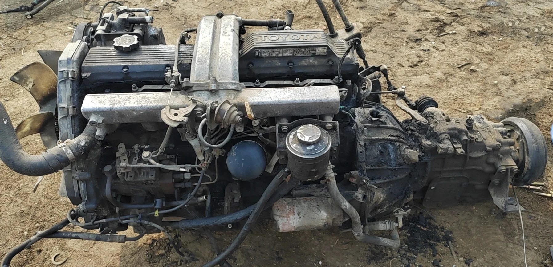 日本ランドクルーザー1hzエンジンとギアボックス中古