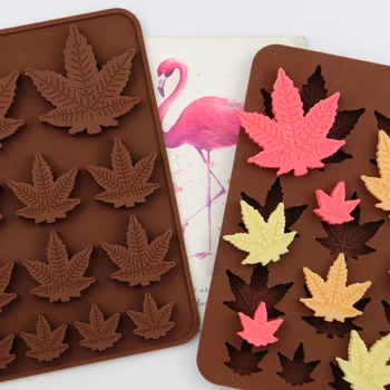 1062 food grade 12 cavity large and small maple leaf silicone Chocolate Mold manual ice lattice children's Candy Mold