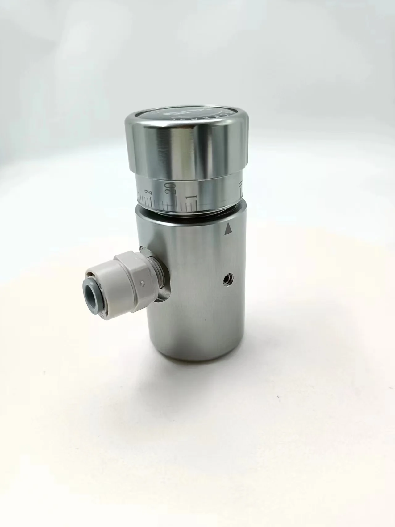 Good Quality Soda Regulator Co2 for Soda Sparking Water Machine with TR21*4 Thread Ajustable factory
