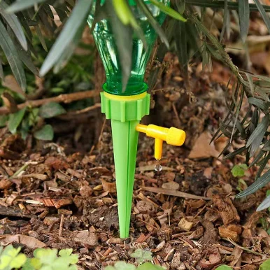 Kit Sistema di Irrigazione a Goccia Automatico in Plastica con Timer per Prato e Uso Domestico
