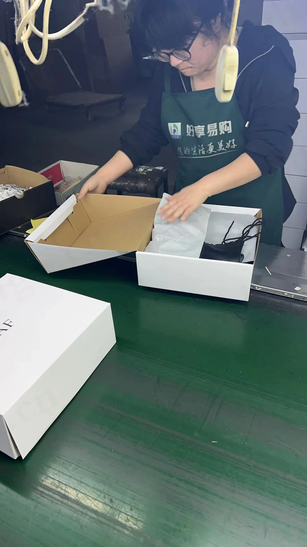 Packaging & shipping specifications