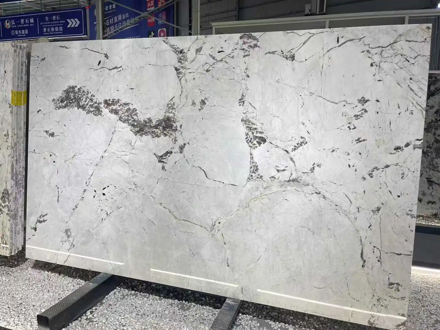 Natural Brazil Luxurious White Natural Patagonia Quartzite Wall Panel Translucent Pandora Marble Slabs Tiles