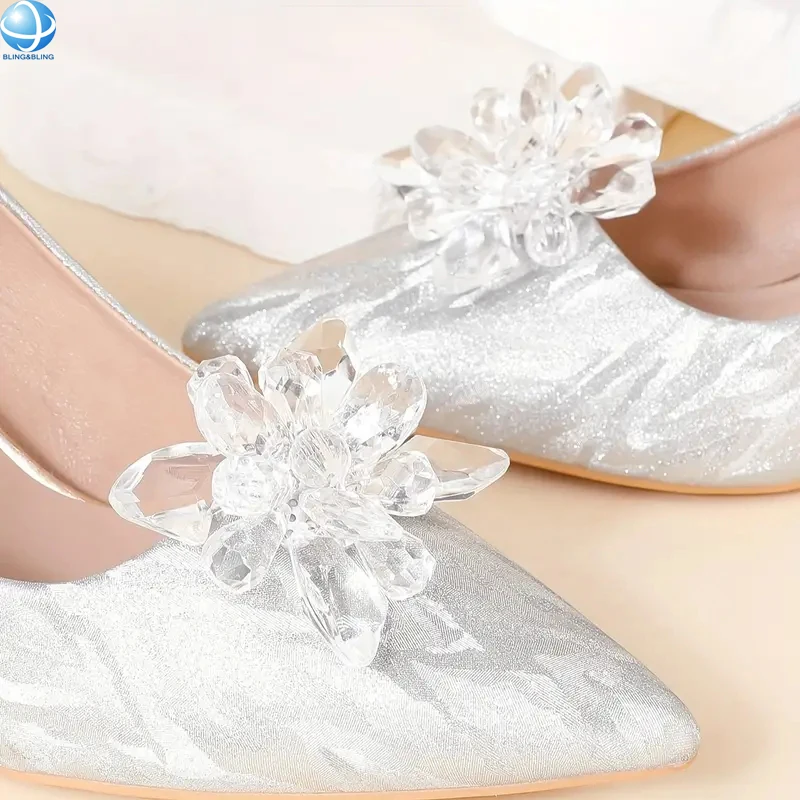 Grampo de sapato destacável em acrílico branco com flor, alfinetes