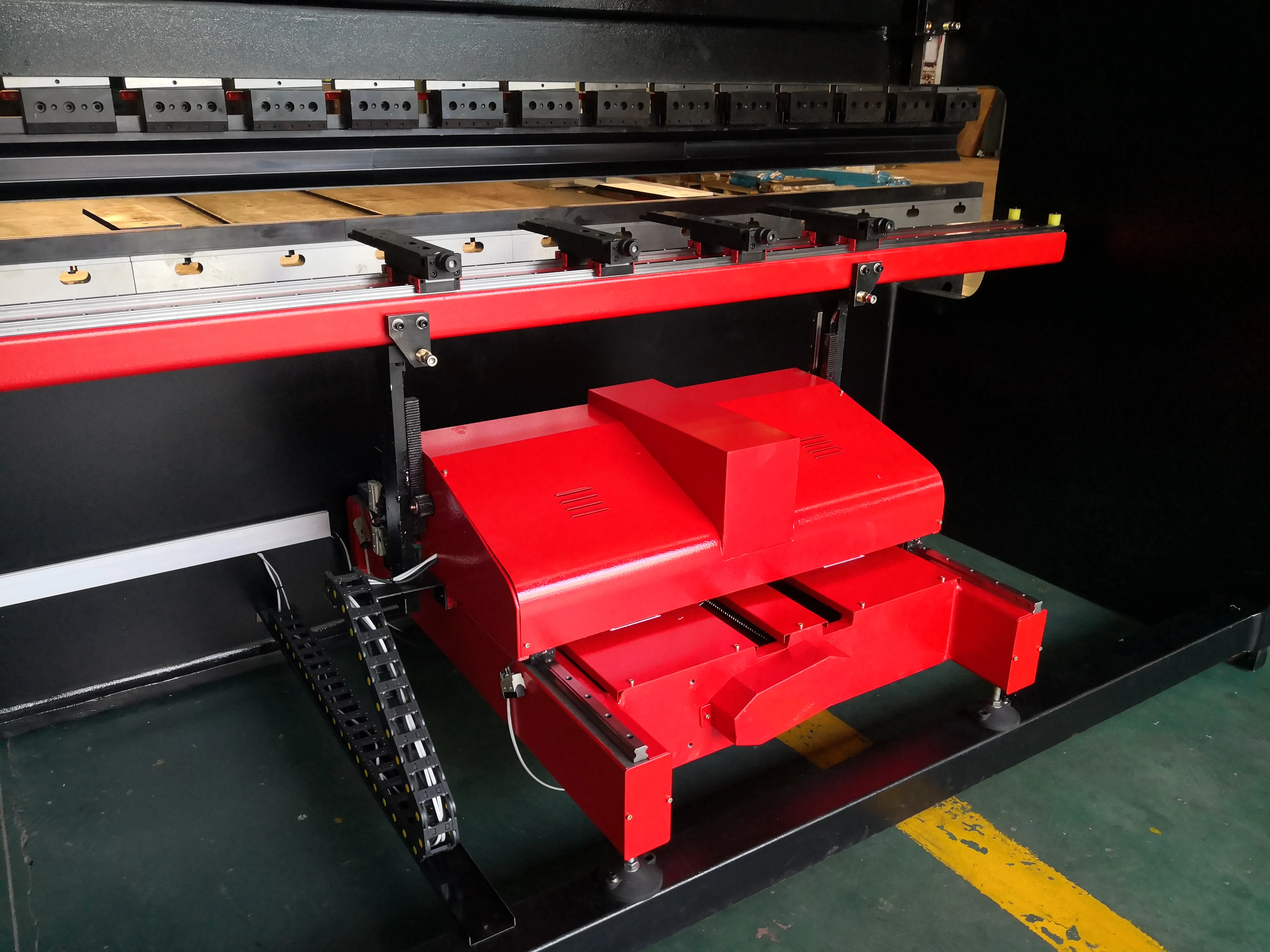 4 Axis Delem Da 66t Cnc Press Brake Machine KCN 16032 with CT8 Controller