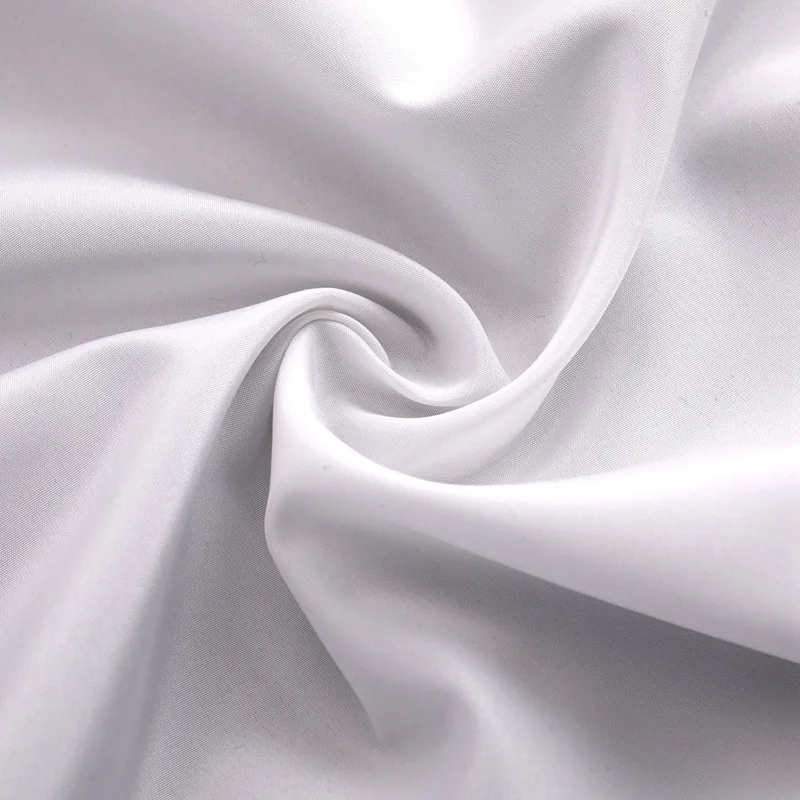 Nepremokavá 100% polyesterová tkanina 260T 92 g/m75 úplne matná XNUMXD pongee tkanina na páperovú bundu