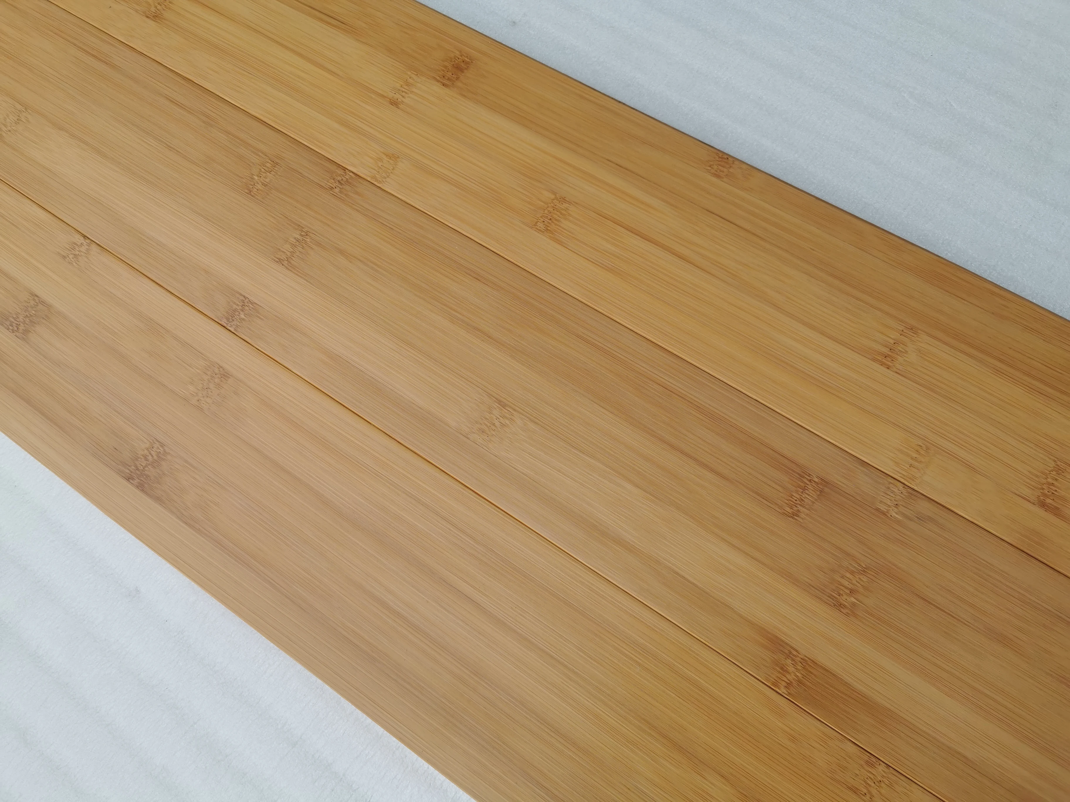 ECO-friendly cheap Carbonized click  bamboo flooring horizontal bamboo caramel color