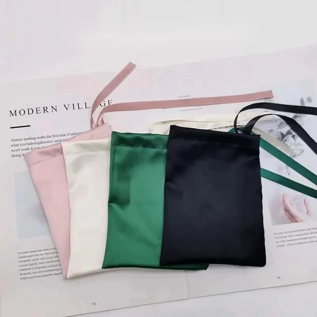 High quality silk cosmetic jewelry dustproof Embossing bags drawstring satin velvet  bag