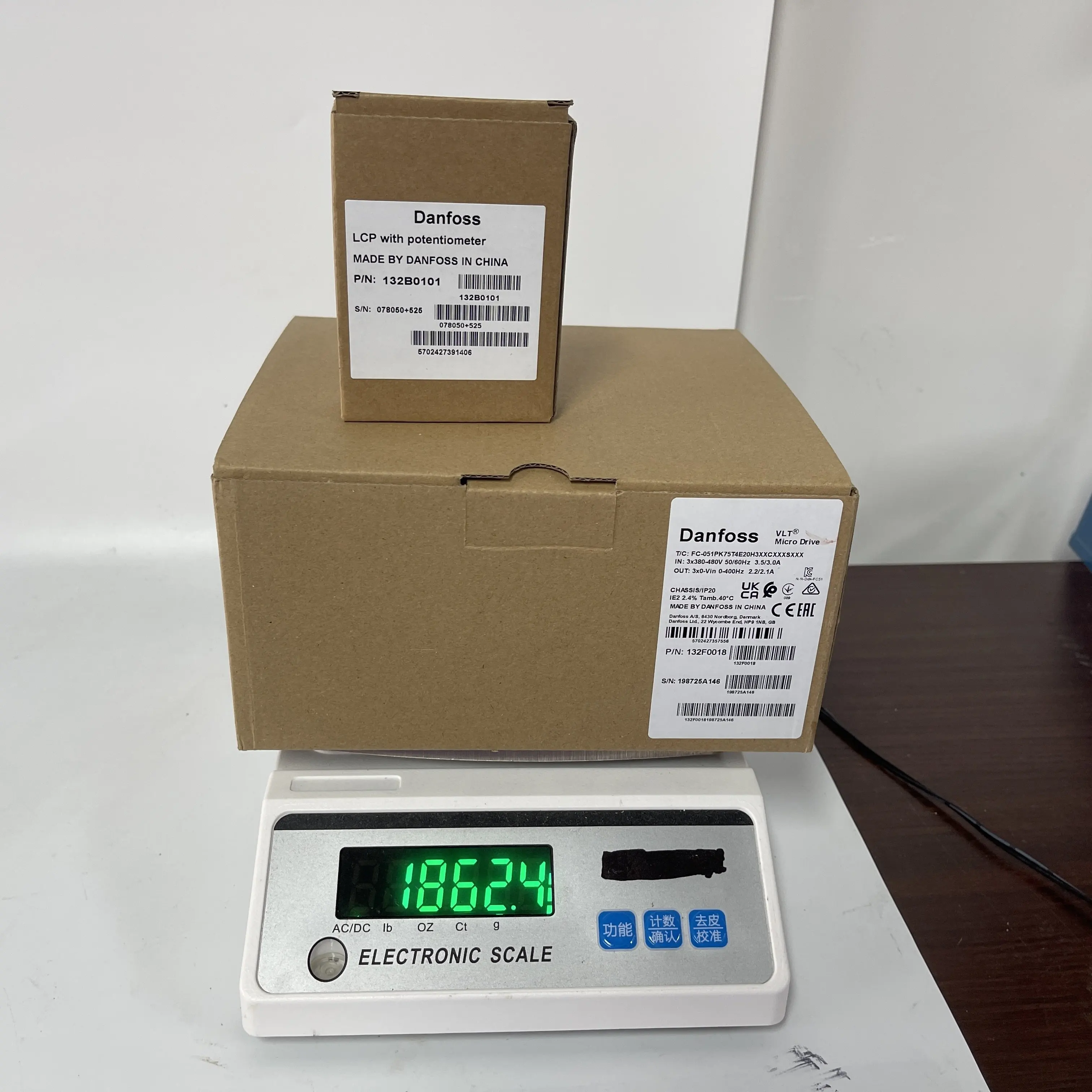 Danfoss LCP Control Panel with Potentiometer FC-051PK75T4E20H3XXCXXXSXXX P/N:132F0018 Danfoss LCP Control Panel with Potentiometer FC-051PK75T4E20H3XXCXXXSXXX P/N:132F0018