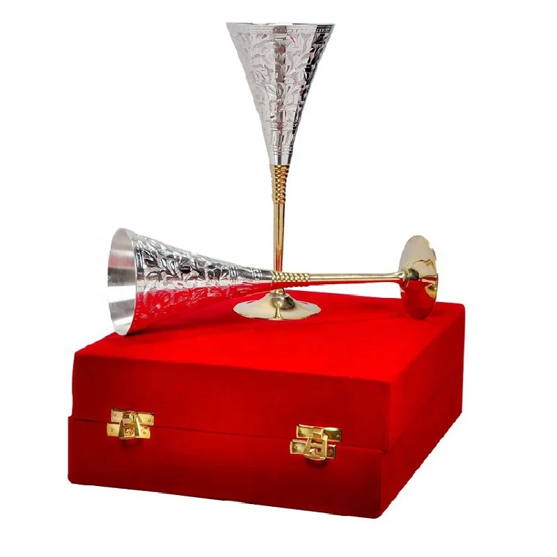 Hot Sale Brass Wine Goblet Embossed Silver Finished With Silver Plated