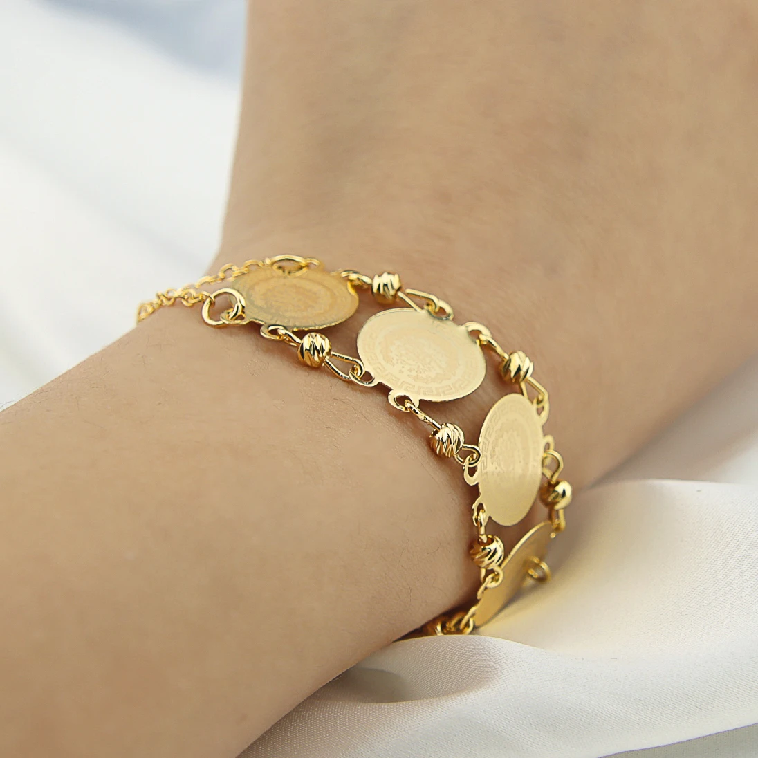 Bracelet Manchette En Acier Inoxydable Plaqué Or – Cadeau Femme, Style Chic, Longueur Ajustable Sans Fermoir