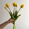 สีเหลือง
