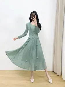 2026 New High-quality Long-sleeved Pleated Dress with Elastic Waist and Large Size for Women's Wear