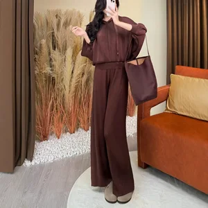 Wholesale Clothing Women's Fashion Casual Sports Set Pleated Sweatshirt and Pants Two-piece Set Autumn Miyake Pleated Set