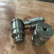 Fine Pitch Coarse Pitch Unified Thread Whitworth Thread 131-30-44140  Piston for Komatsu