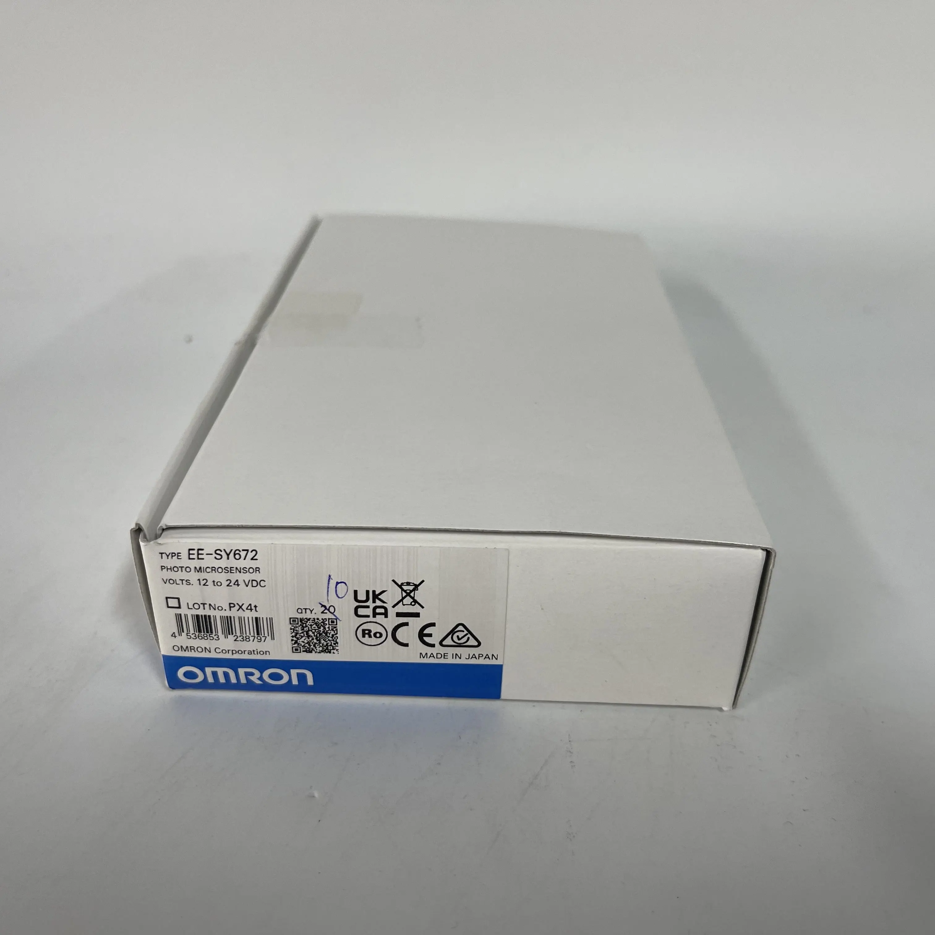OMRON Photo Micro Sensor EE-SY672 OMRON Photo Micro Sensor EE-SY672