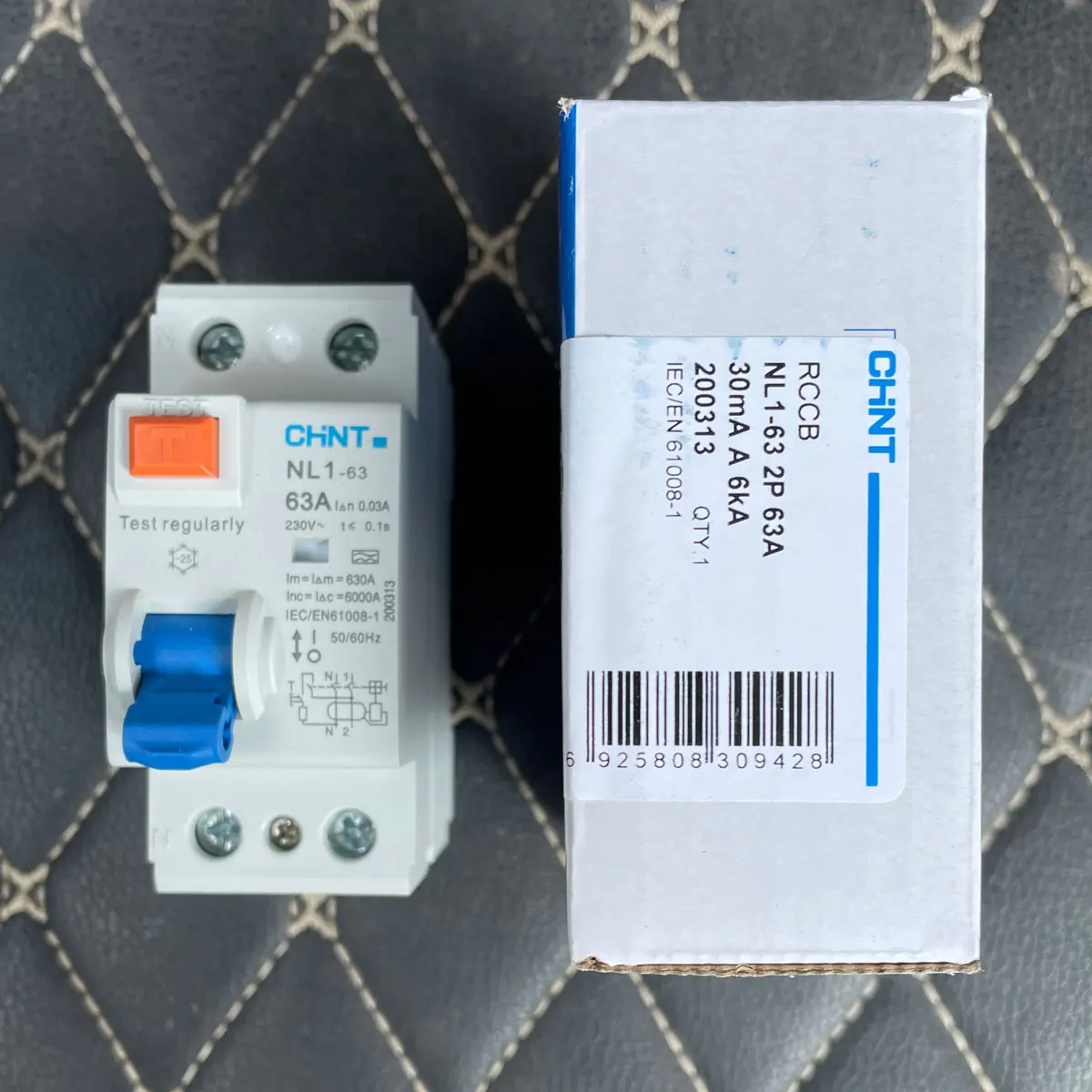 Chint NL1-63 Type A RCCB 1P+N 3P+N 25A 40A 63A 30mA 100mA 300mA 6kA 10kA CHNT English version CE and UKCA certified Type A RCD