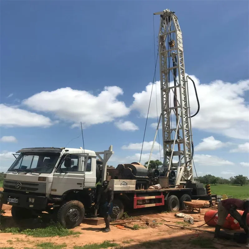 8x8 Chassis High Hook Load Workover Rig Truck 380V/220V Drilling Rig for Swamp Environment Operations