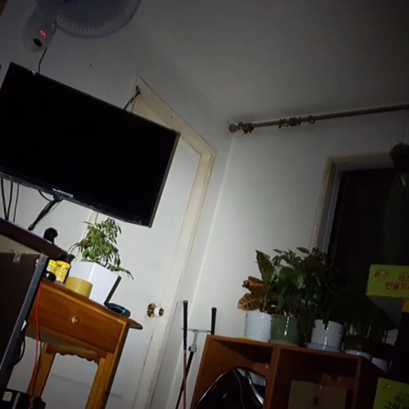 Карманный миниатюрный светодиодный фонарик, портативный водонепроницаемый супер-яркий брелок с зарядкой от USB, светодиодный фонарик с аккумулятором