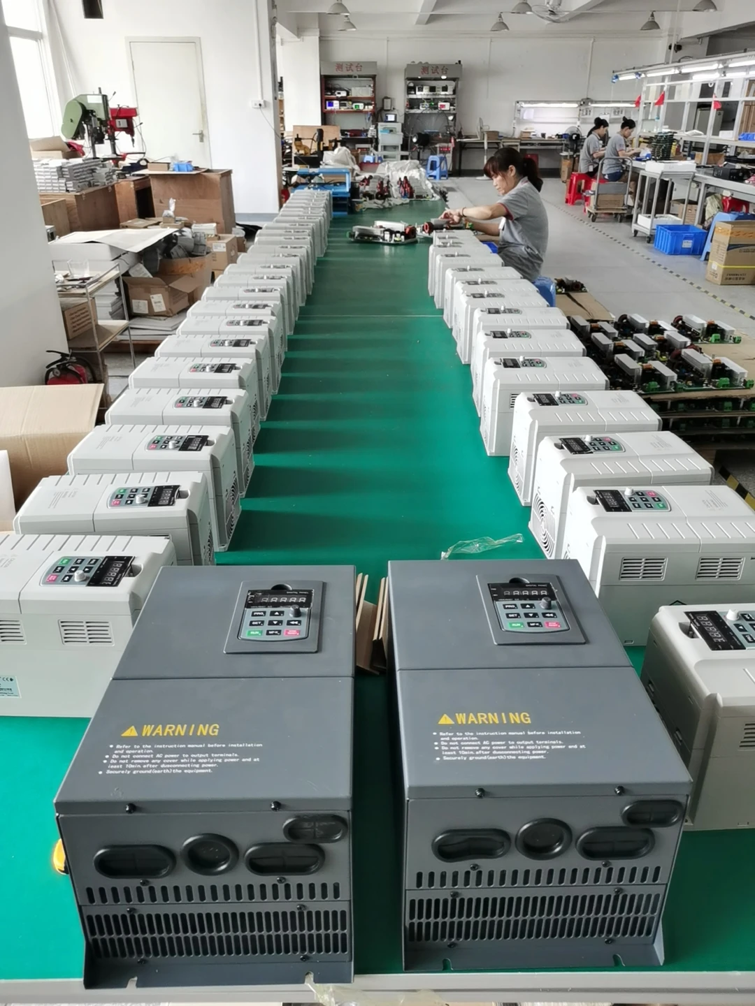 Vmaxpower 11kw 3 Phase Solar Water Pump Inverter For Solar Pump System ...