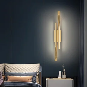 Creative Minimalist LED Wall Bracket Light Black Gold Interior Luxury Decorative Bedroom Bedside Wall Lamp for Home Living Room