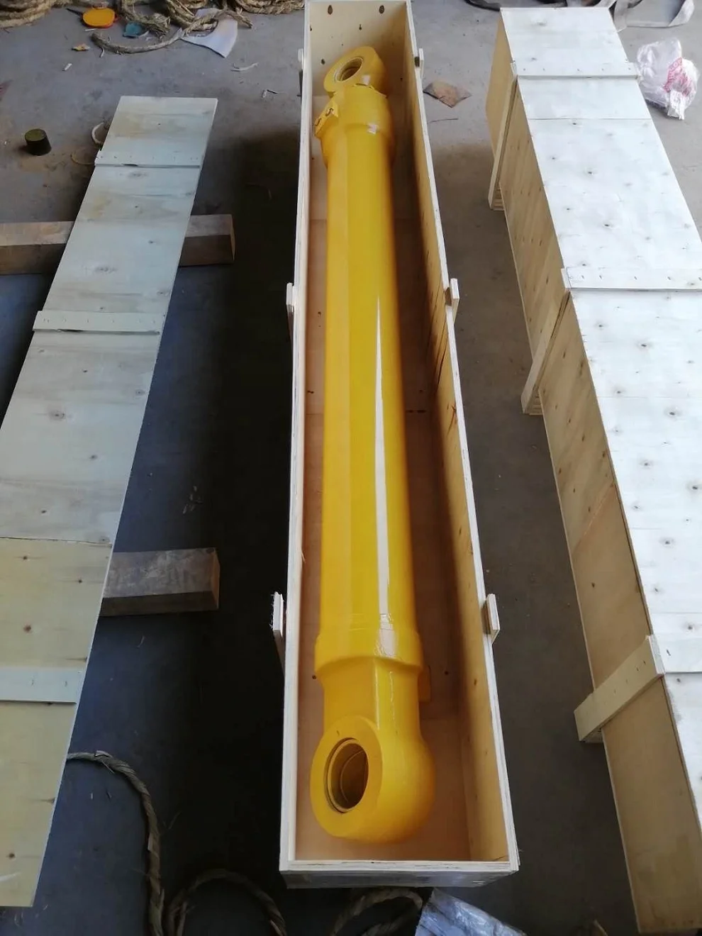 ZX470 Zax470 Boom Cylinder Assembly - Excavator Hydraulic Cylinder