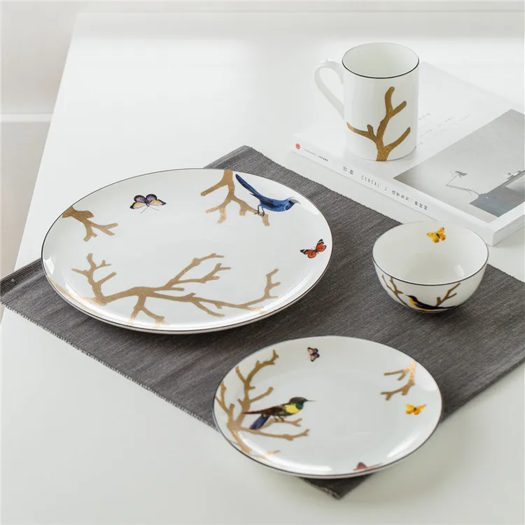 Western Eastern Tableware Custom French Plate Set Exquisite Luxury Bone China Dinner Sets with Gold