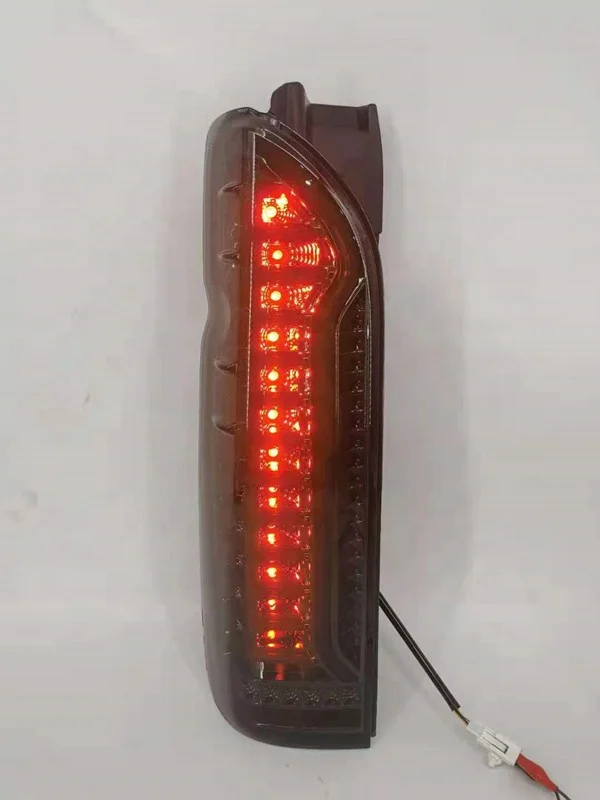 LE-STAR 4X4 Factory Direct Sales New Sequential LED Taillights Tail Lamp Rear Lights Rear Lamp for Toyota HIACE