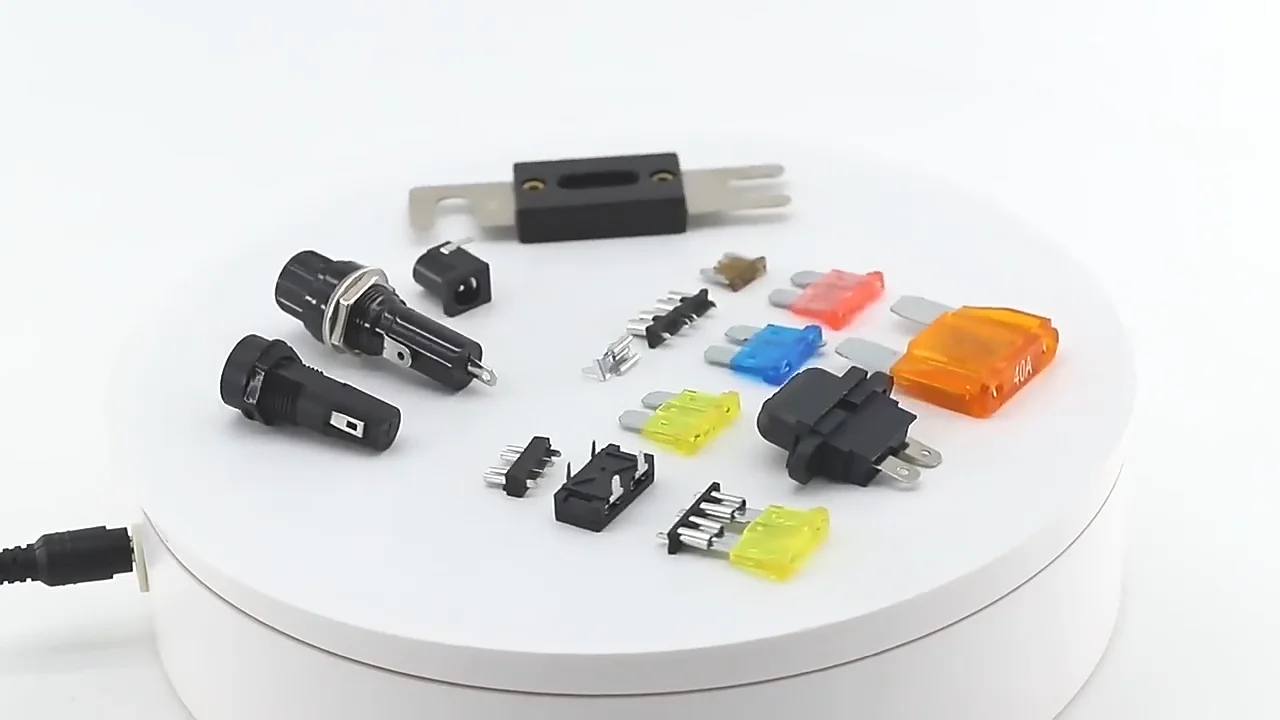 2A to 40A Micro Mini Uni Blade Type Zinc Raw Material Auto Fuse
