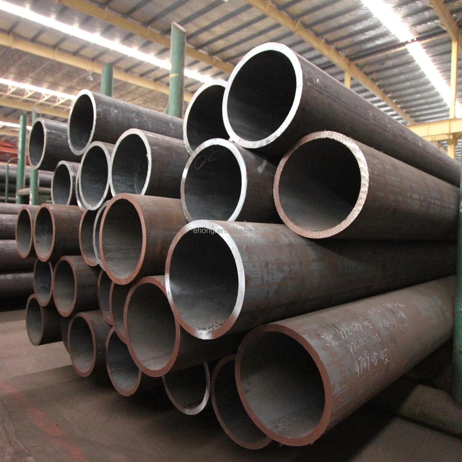 Tubo estructural sin costura de alta calidad AISI1045 4130 4140, tubo redondo de acero sin costura para calderas de edificios.