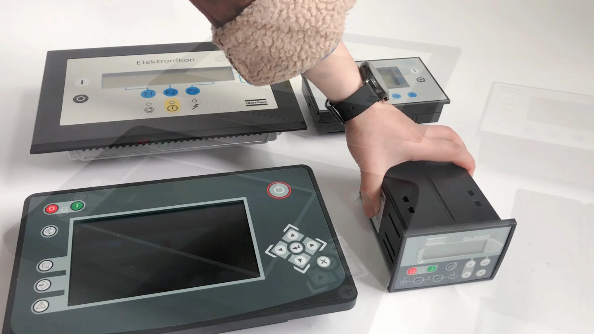 1604942003 Qc2002 Atlas Copco Air Compressor Generator Set Controller