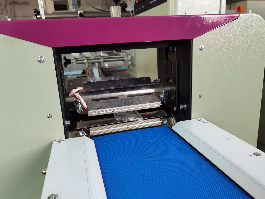 Vegetable and Fruit Packing Machine for Lettuce Cucumber Vegetable Packaging Machine