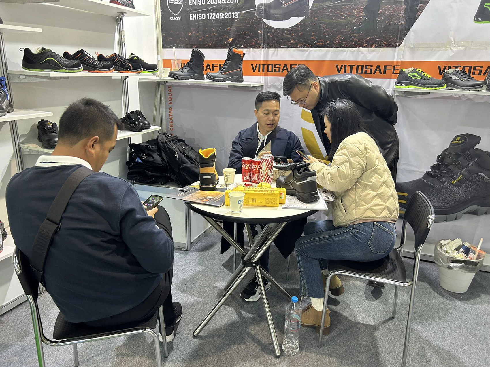 VITOSAFE Brand Custom Anti-puncture Steel Toe Man Safety Shoes Protective Work Boots for Men factory