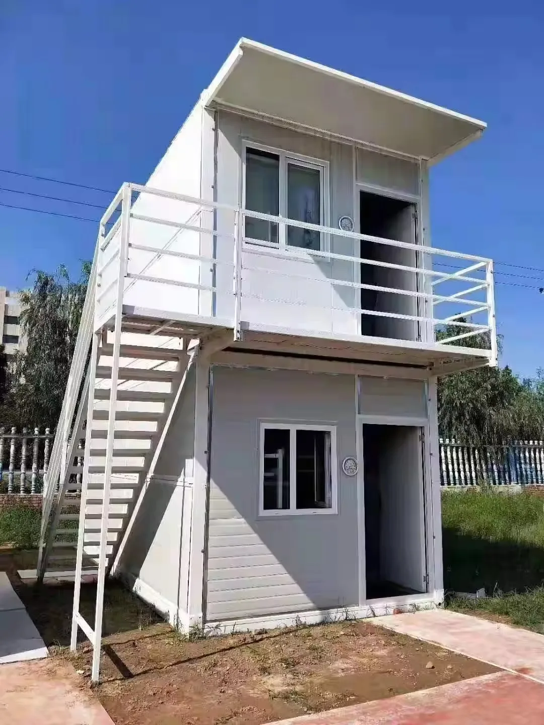 Modern Design Steel Structure Tiny Prefab Slide Out Container House for Living