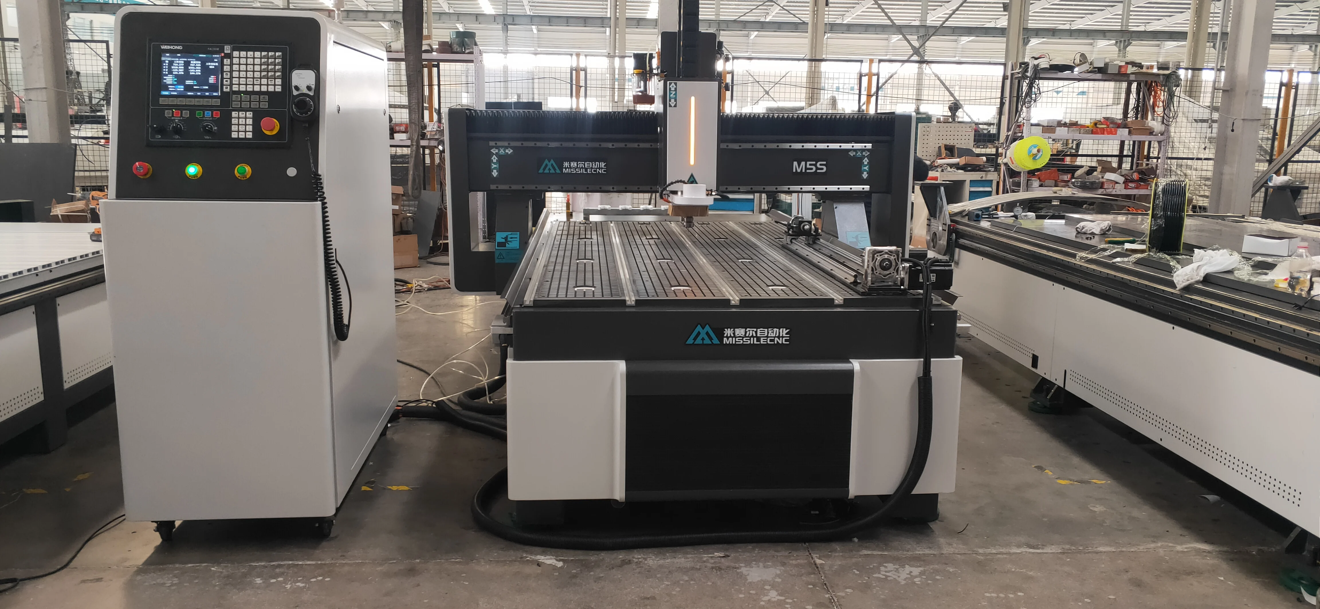 Missile Cnc Router for Engraving Cnc Router with Ccd System Rotary Vibrating Knife  for Advertising Industry