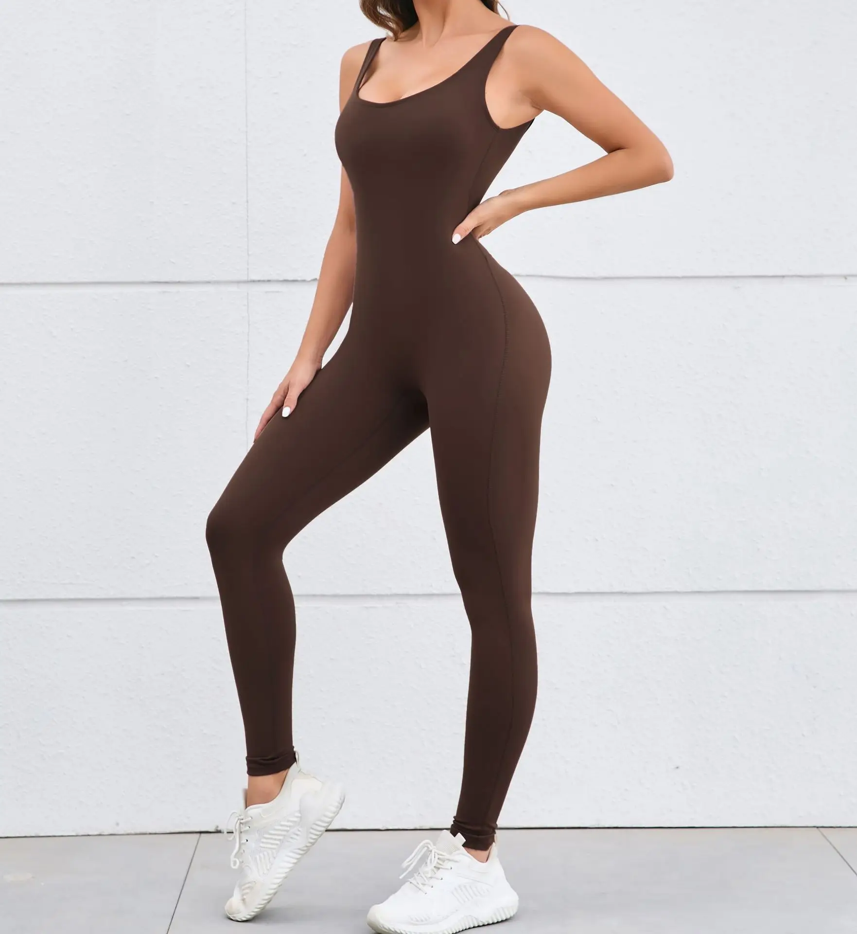 European and American Comfortable backless fashion Bodysuit yoga sets for woman One Piece Workout Jumpsuit Activewear manufacture