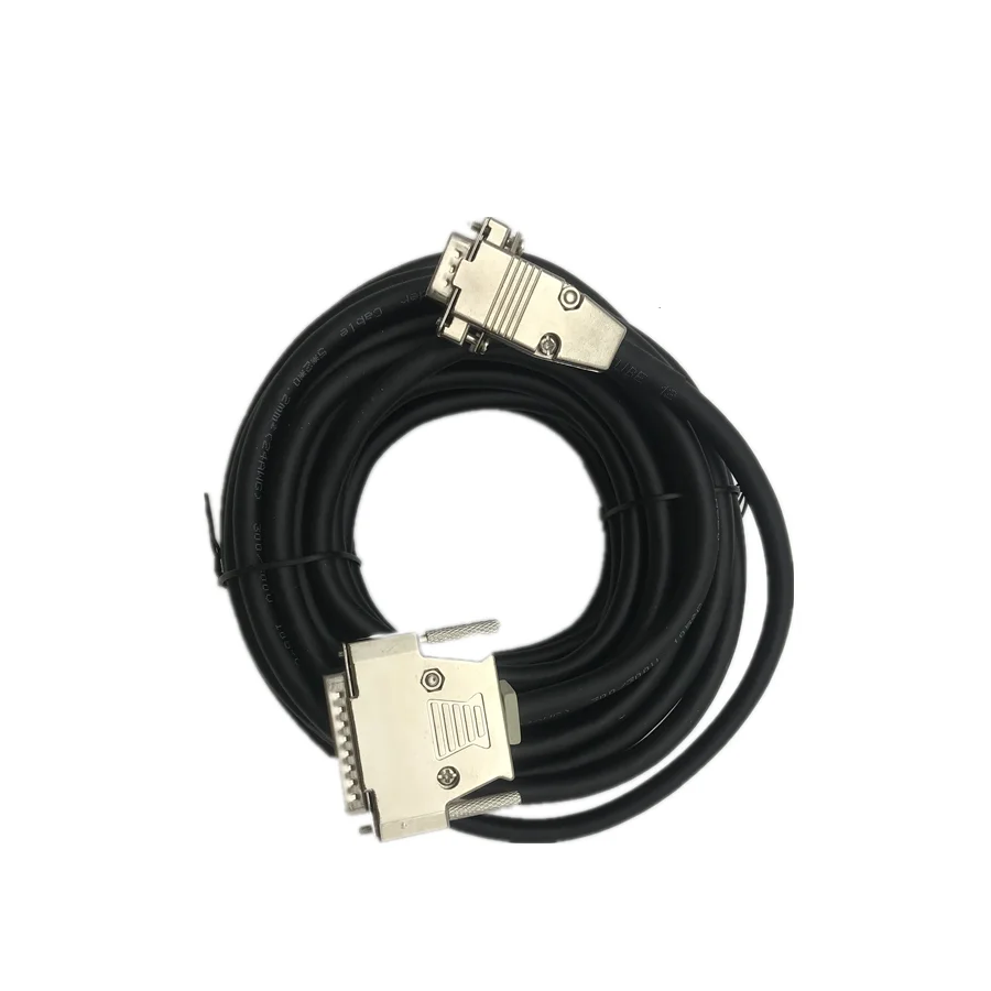 New Original GT01-C100R4-25P Gt01c100r425p Servo Cable Stock in Warehouse