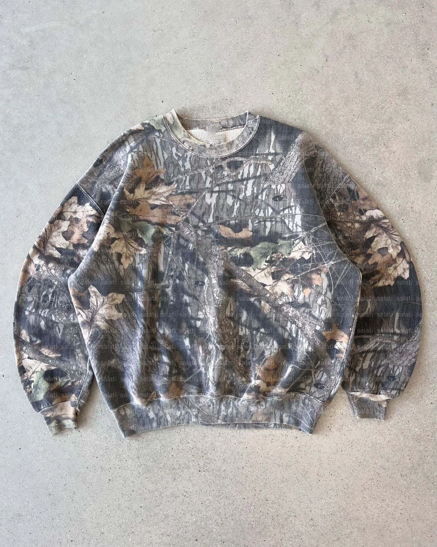 Salati Hunting Drop Shoulder Cotton Vintage Acid Wash Oversized Real Tree Print Camo Camouflage Hoodie Crewneck Men's Sweatshirt gallery 2