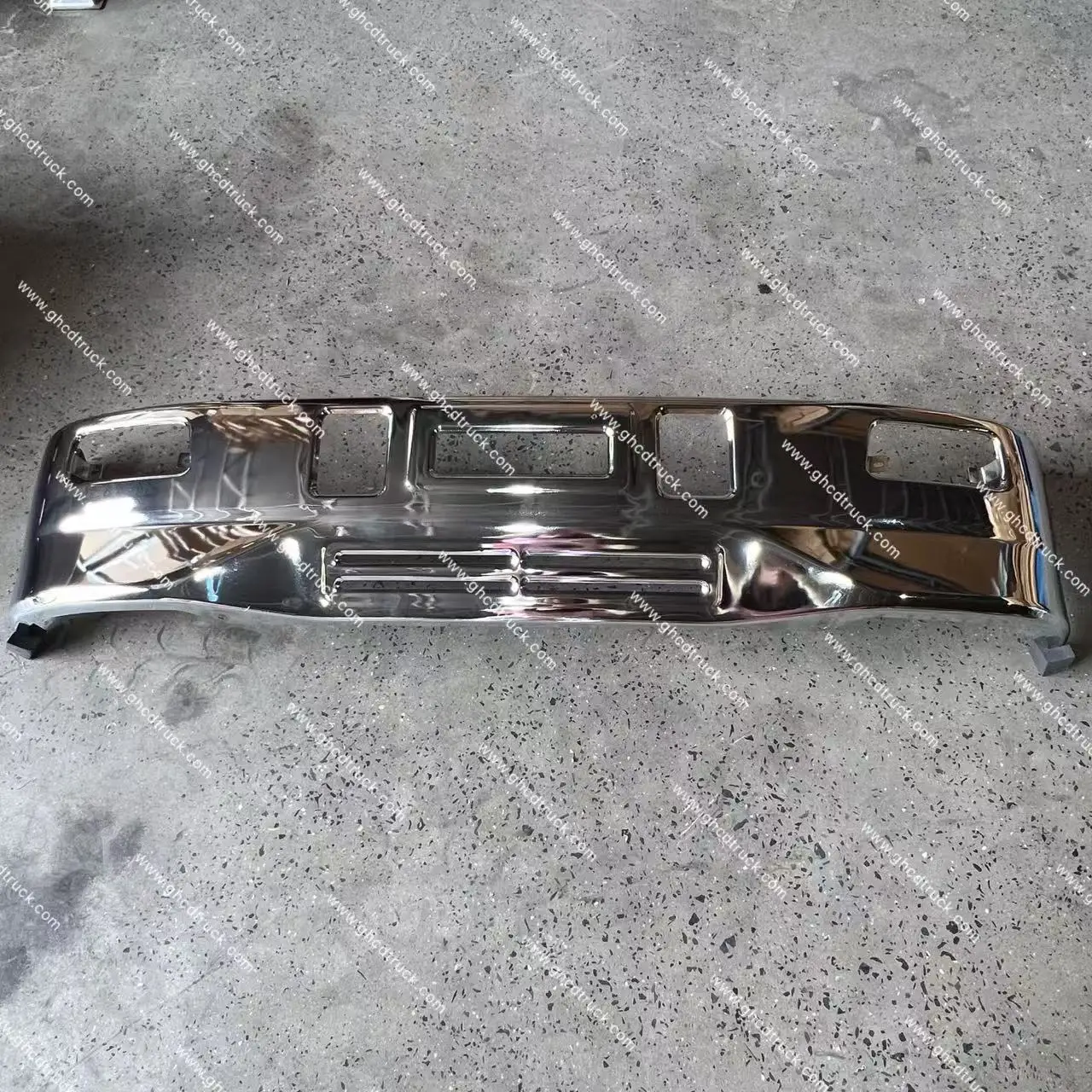 GHCD HIGH QUALITY/HOT PRODUCT METAL CHROME UNIVERSAL METAL CHROME BUMPER for JAPANESE TRUCK  ISUZU/HINO/MITSUBISHI/NISSAN