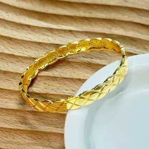 Fashion and Simple Gold Plated Alloy Jewelry Zirconium Stone Mesh Personalized and Elegant Versatile Copper Jewelry for Women