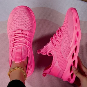 Custom Wholesale Women Sport Shoes Fashion Men Sneakers Mesh Breathable Autumn Running Shoes for Ladies Plus Size 43