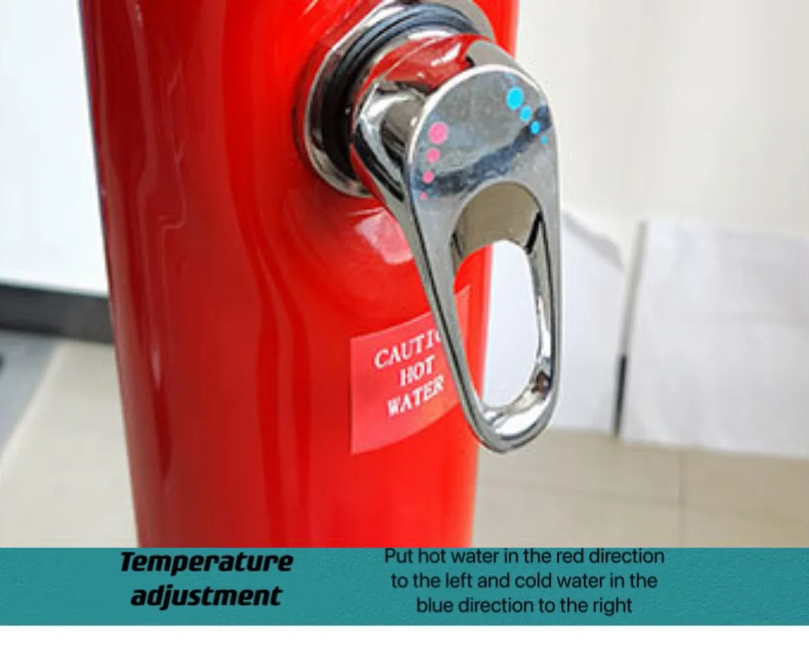 Red 18L Freestanding PVC Heat Outdoor Garden Solar Shower