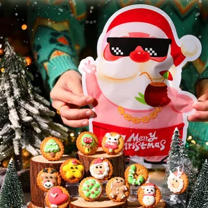 Cute Santa Claus Gingerbread Man Christmas Cookies Frosted Decorated Snacks Hard Texture Sweet Taste Bulk Packaging Wholesale